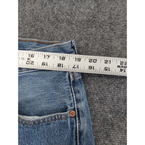 Levis 501 Shorts Mens 38x9 Blue Cut Off Medium Wash Fray Hem Jorts Button Fly - Picture 9 of 14